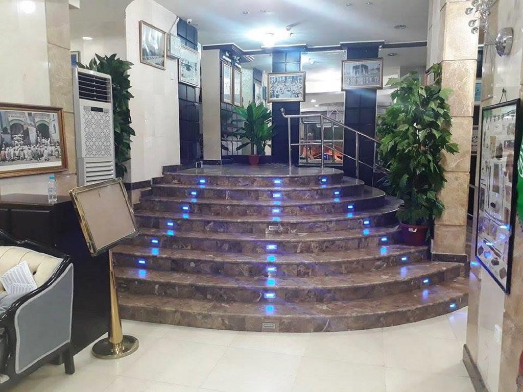 Отель Al Tawfik Plaza Мекка Экстерьер фото